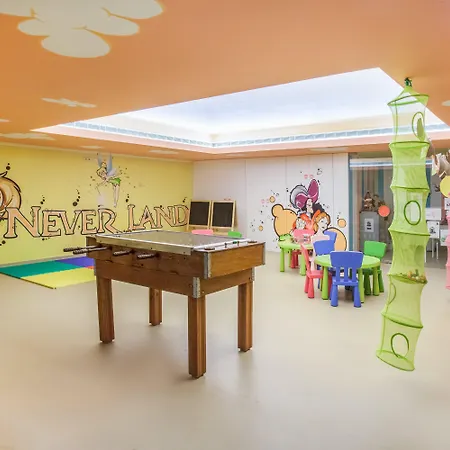 クラウンプラザ ヴィラモーラ ホテル ヴィラモウラ