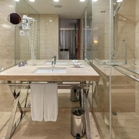 Crowne Plaza - Algarve By Ihg فندق فيلامورا