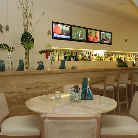 Crowne Plaza - Algarve By Ihg Βιλαμούρα